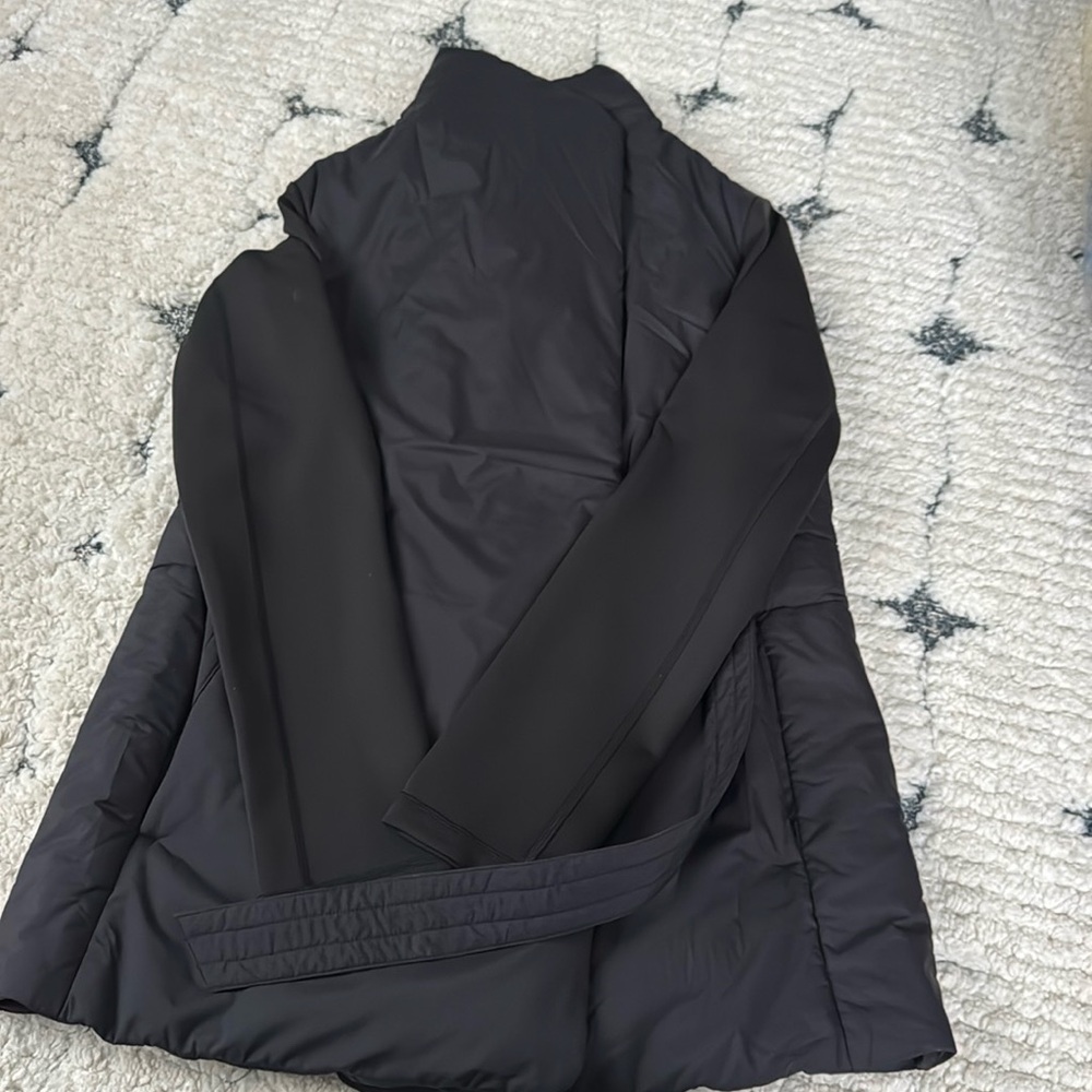Lululemon kimono style puffy